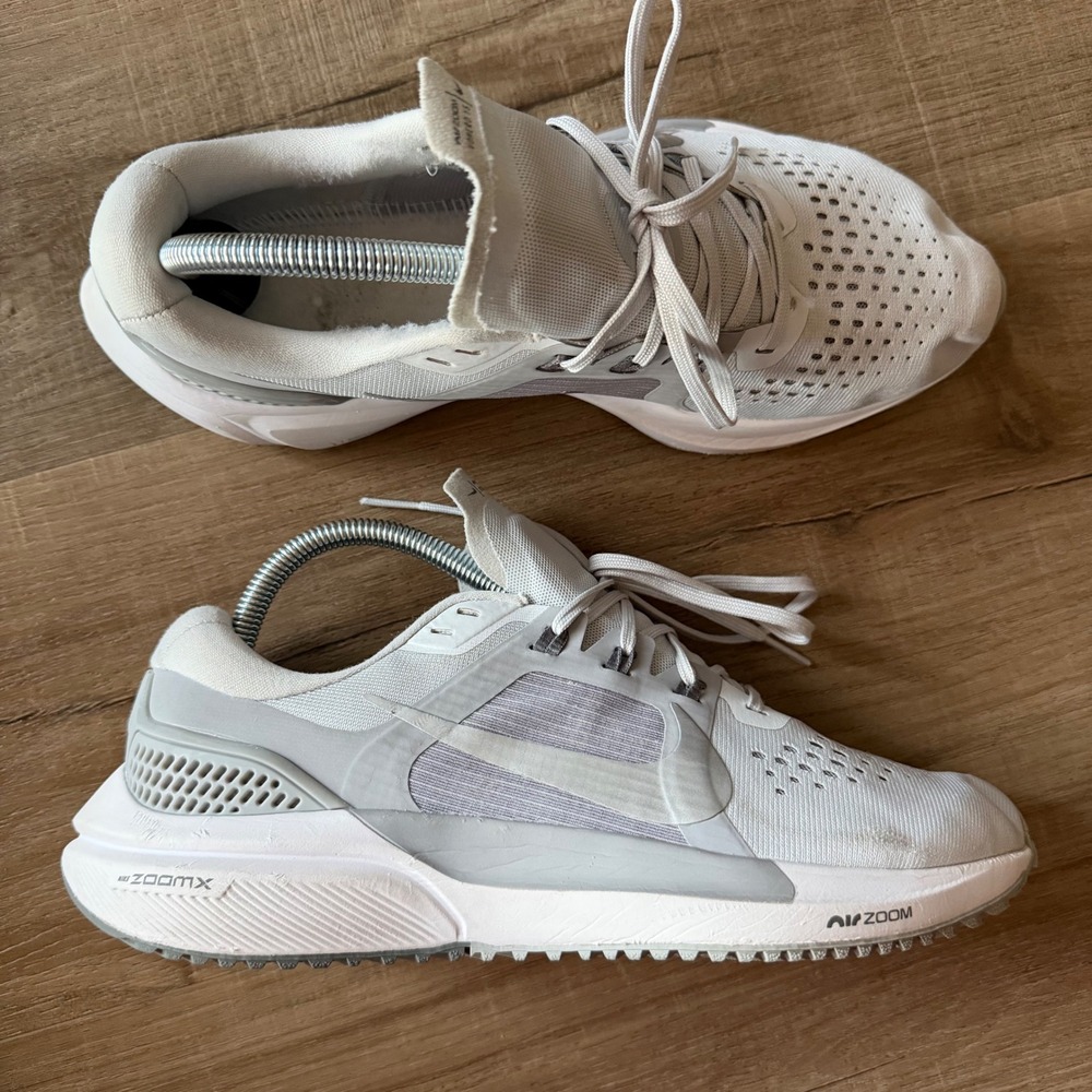 Nike Air Zoom Vomero 16 White Grey Running Shoes CU1856-002 Womens 8.5